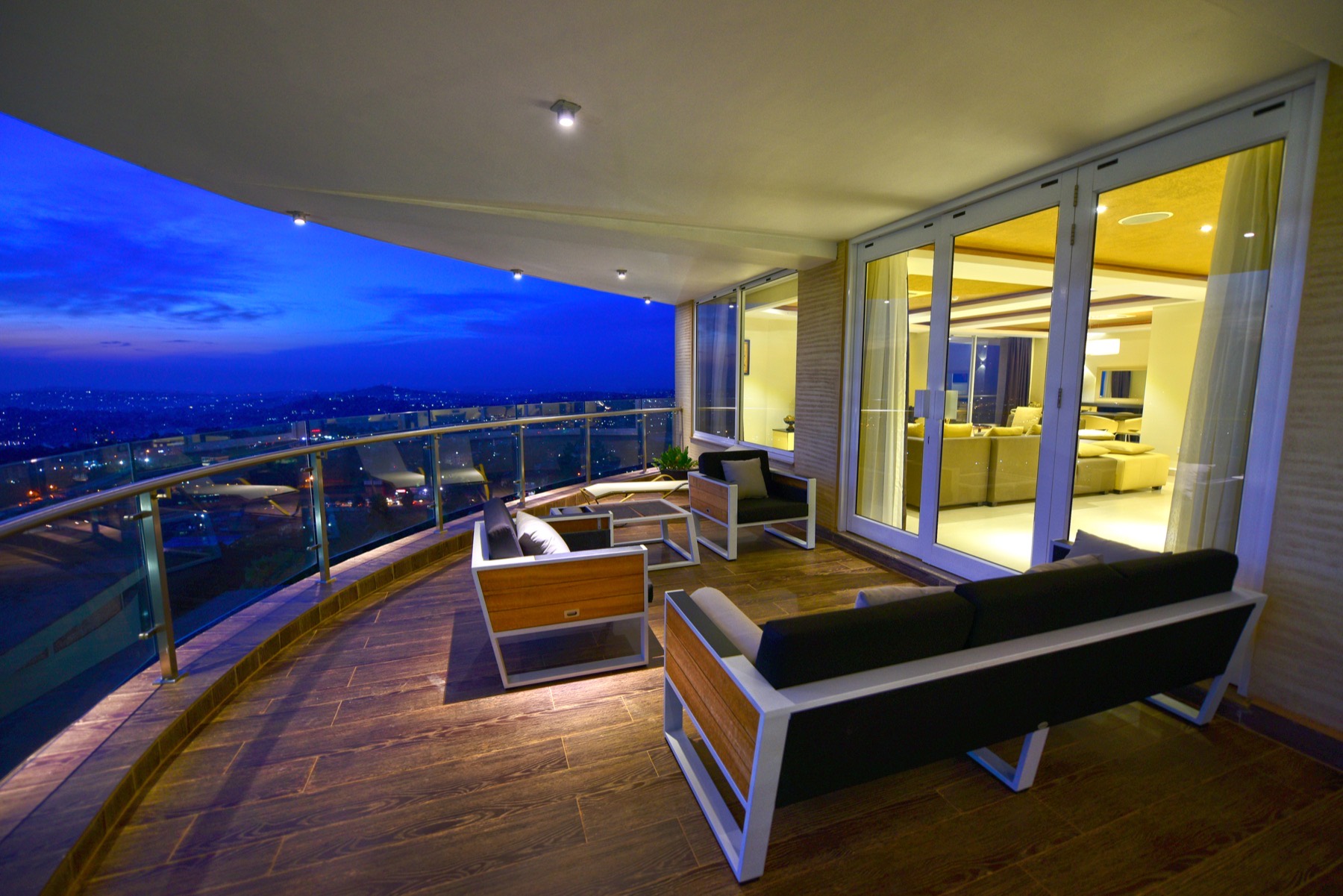 One Bedroom Suite